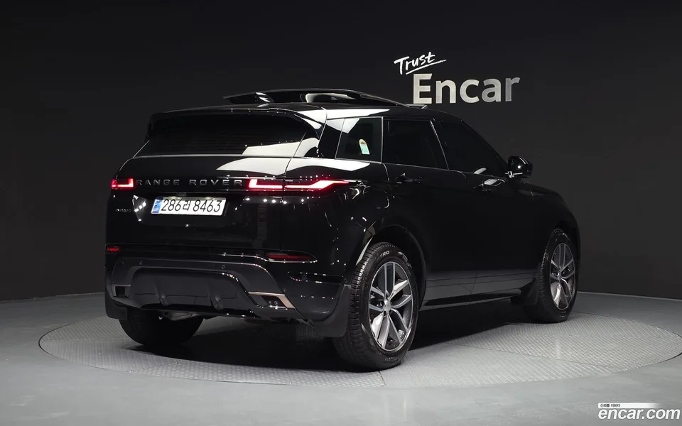 Land Rover Range Rover Evoque P250 SE 2025 — миниатюра 2