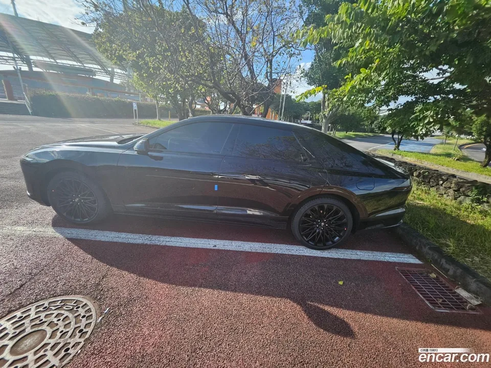 Hyundai Grandeur Hybrid 2024 — миниатюра 4