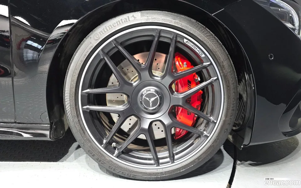 Mercedes-Benz CLA-Class AMG CLA 45 S 4MATIC+ 2024 — миниатюра 5