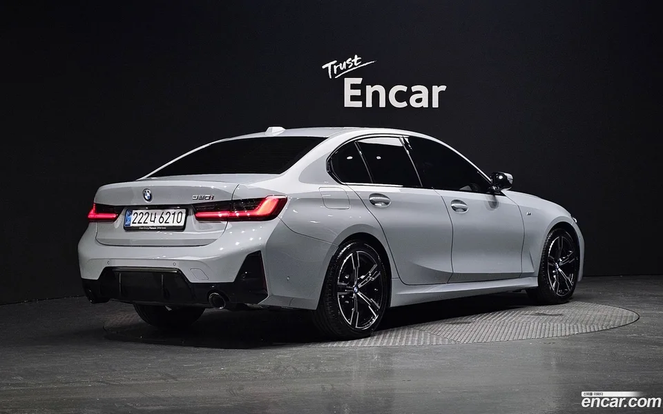 BMW 3 Series 320i M 2025 — миниатюра 2