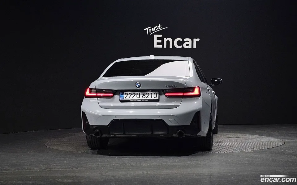 BMW 3 Series 320i M 2025 — миниатюра 4