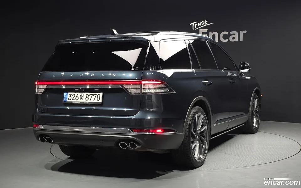 Lincoln Aviator 3.0 AWD 2022 — миниатюра 2