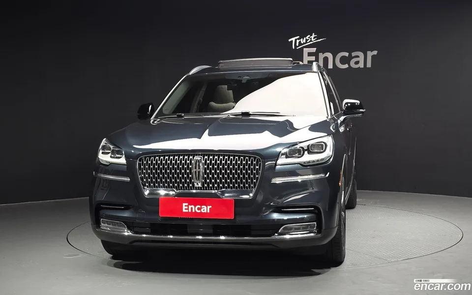Lincoln Aviator 3.0 AWD 2022 — миниатюра 3