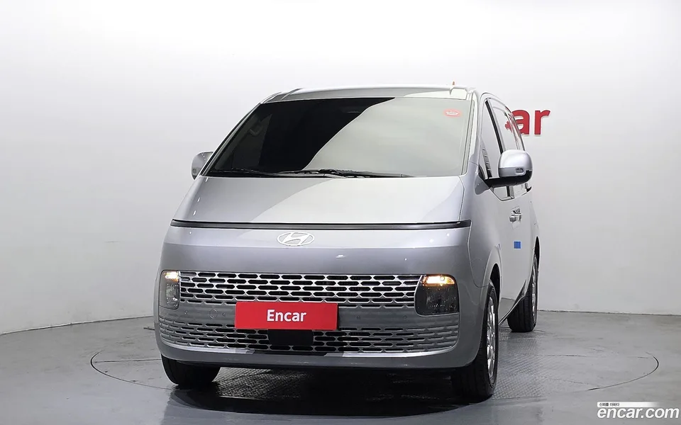 Hyundai Staria HEV 1.6 3 2025 — миниатюра 3