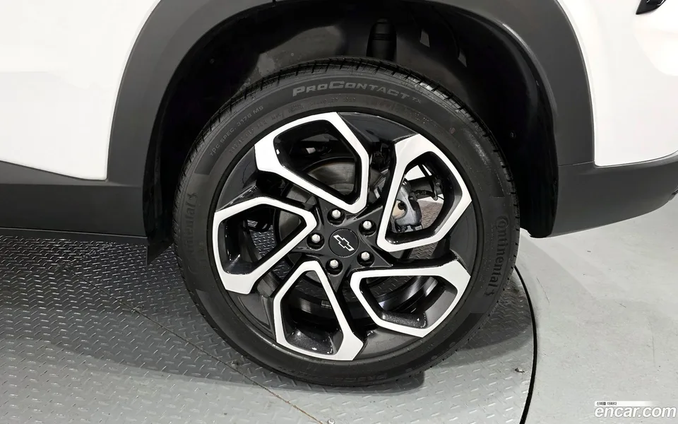 Chevrolet Trax Crossover 1.2 RS 2024 — миниатюра 5