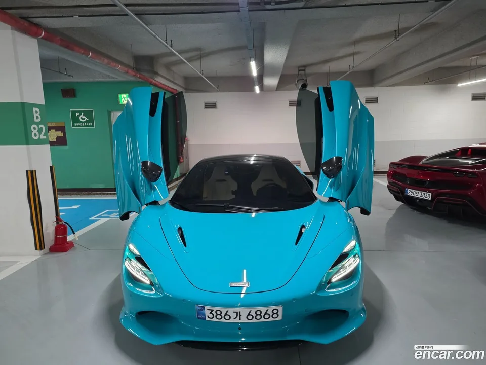 McLaren 750S 4.0 2025 — миниатюра 3