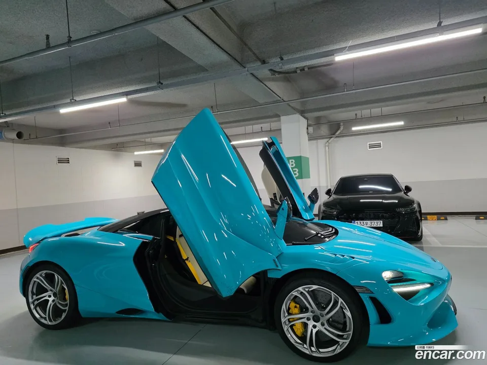 McLaren 750S 4.0 2025 — миниатюра 5