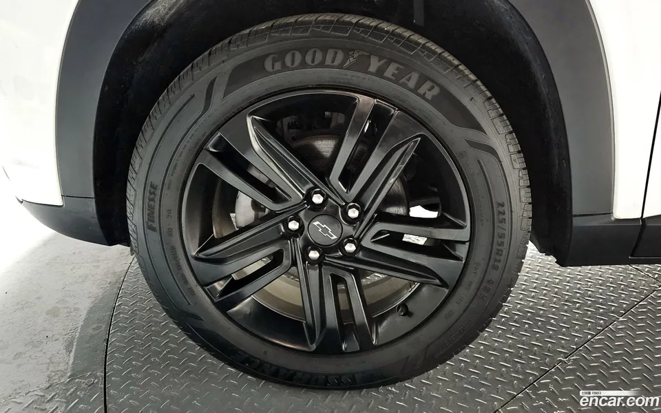 Chevrolet Trax Crossover 1.2 ACTIV 2023 — миниатюра 5