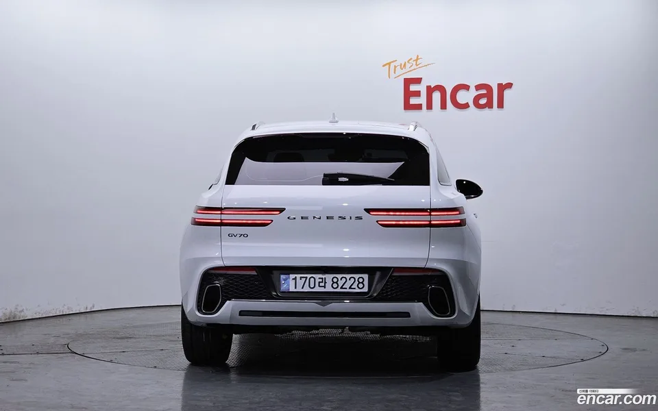 Genesis GV70 2.5T 2WD 2022 — миниатюра 4