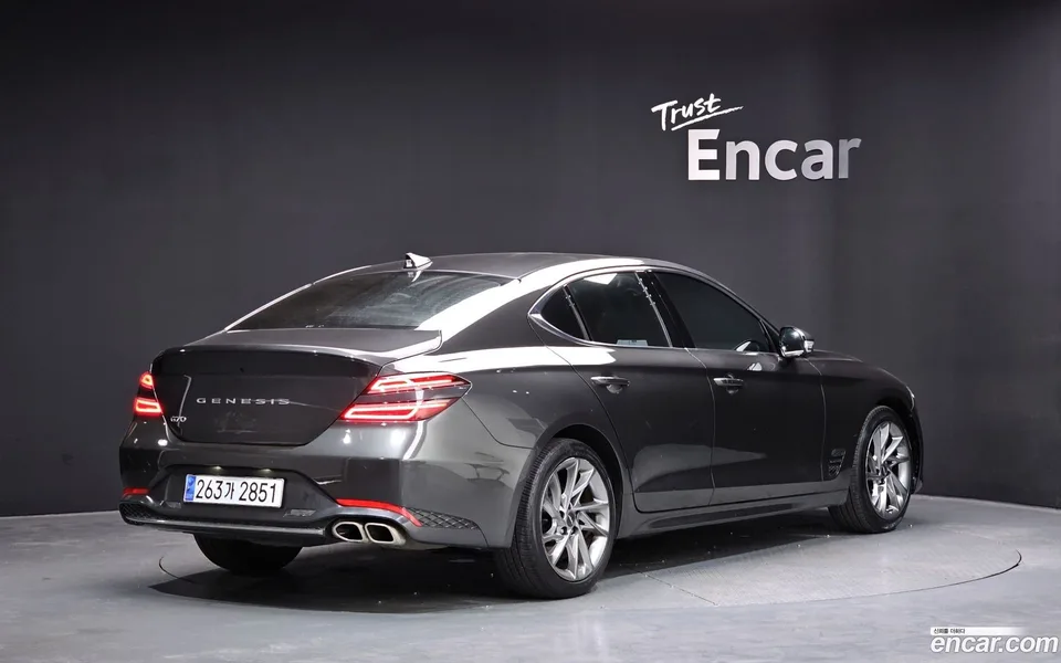 Genesis G70 2.0T 2WD 2022 — миниатюра 2