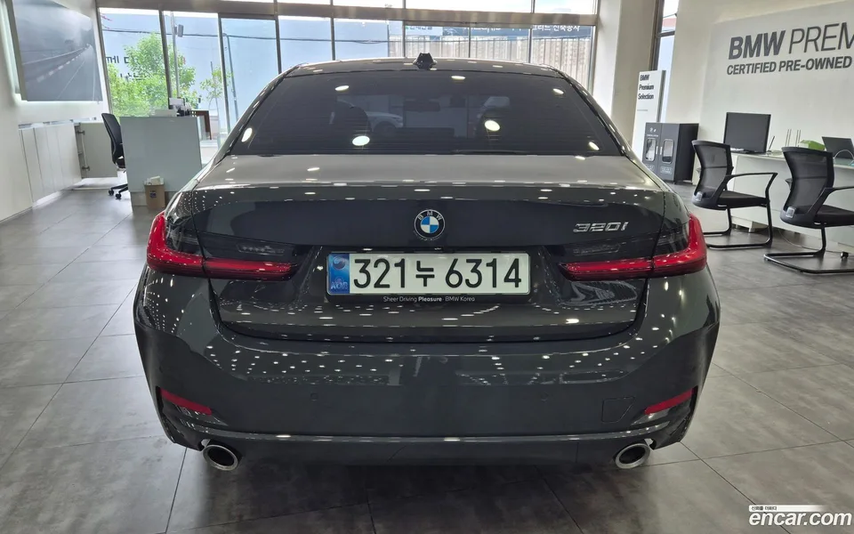 BMW 3 Series 320i 2025 — миниатюра 3