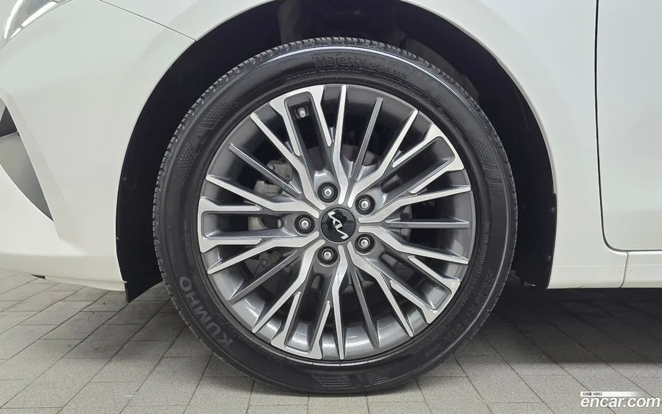 Kia K3 1.6 2024 — миниатюра 5