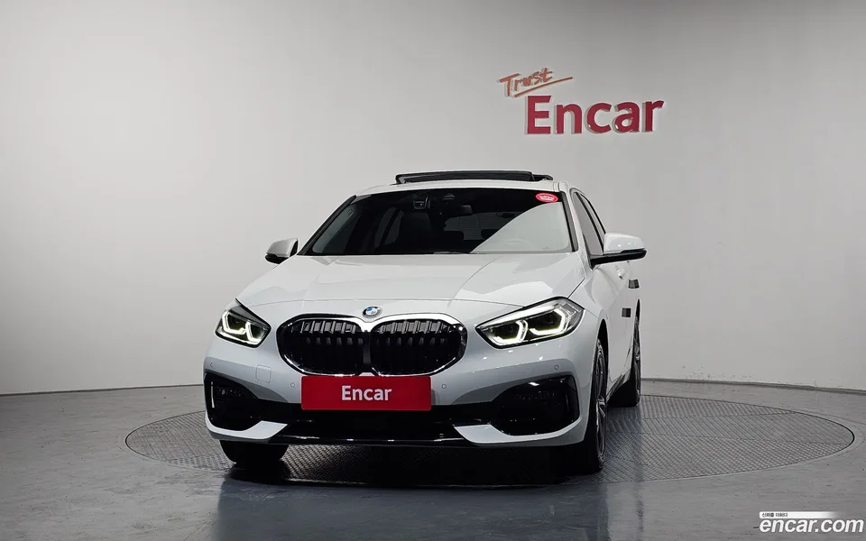 BMW 1 Series 120i 2024 — миниатюра 3