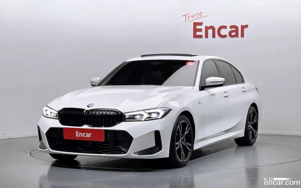 BMW 3 Series 320i M 2023 — фото 1, купить с доставкой в Москву