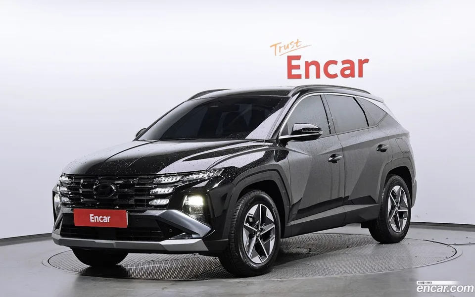 Hyundai Tucson Hybrid NX4 HEV 1.6 2WD 2026 — фото 1, купить с доставкой в Москву