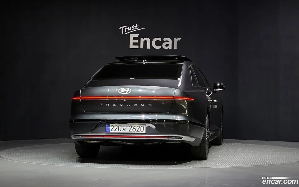 Hyundai Grandeur Hybrid 2024 — миниатюра 4
