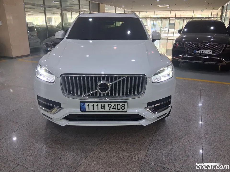 Volvo XC90 T8 2023 — миниатюра 2