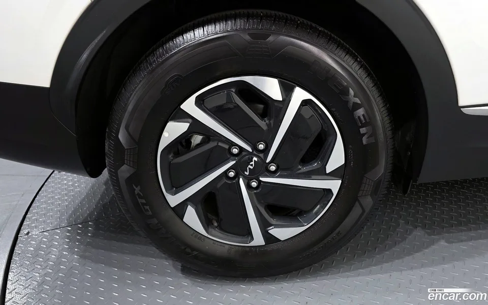 Kia Sportage Hybrid 2WD 2022 — миниатюра 5