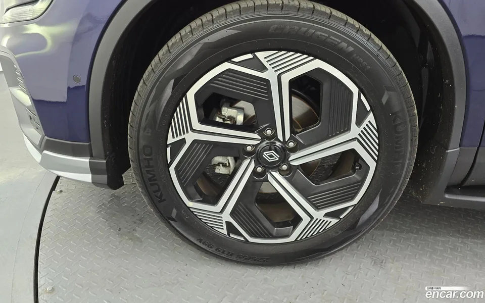 Renault Samsung QM6 2.0 GDe 2WD 2024 — миниатюра 5