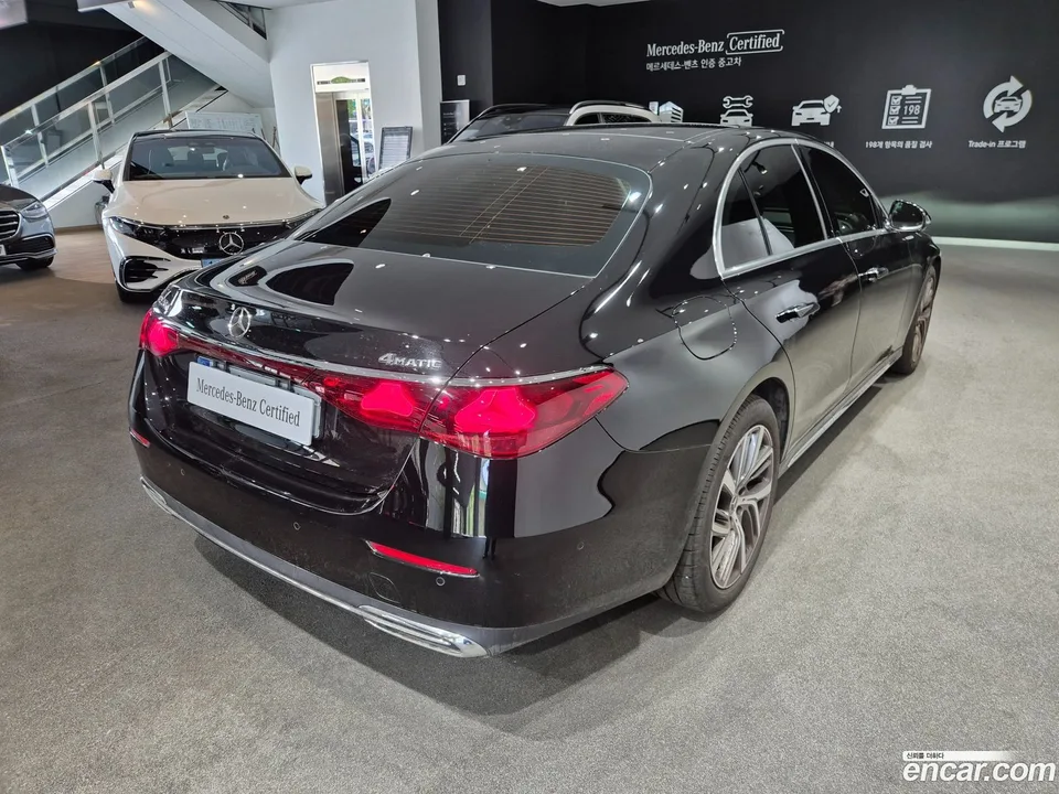 Mercedes-Benz E-Class E220d 4MATIC 2025 — миниатюра 2