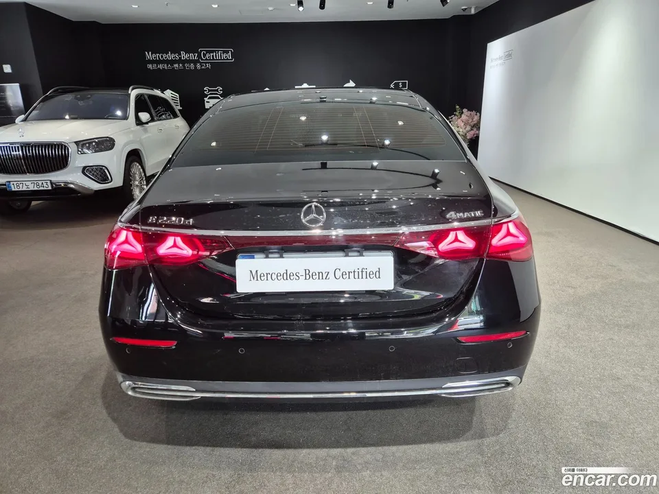 Mercedes-Benz E-Class E220d 4MATIC 2025 — миниатюра 4