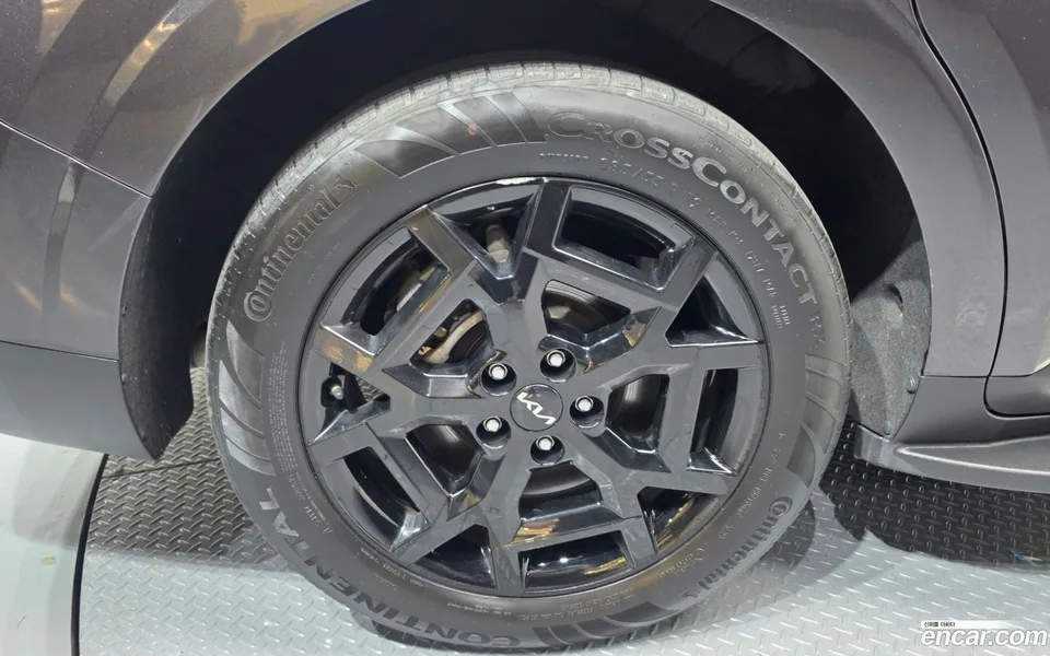 Kia Carnival HEV 7 2024 — миниатюра 5
