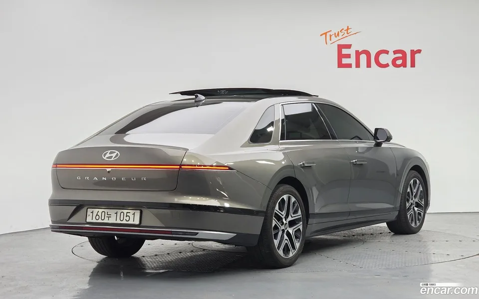 Hyundai Grandeur 2.5 2WD 2024 — миниатюра 2
