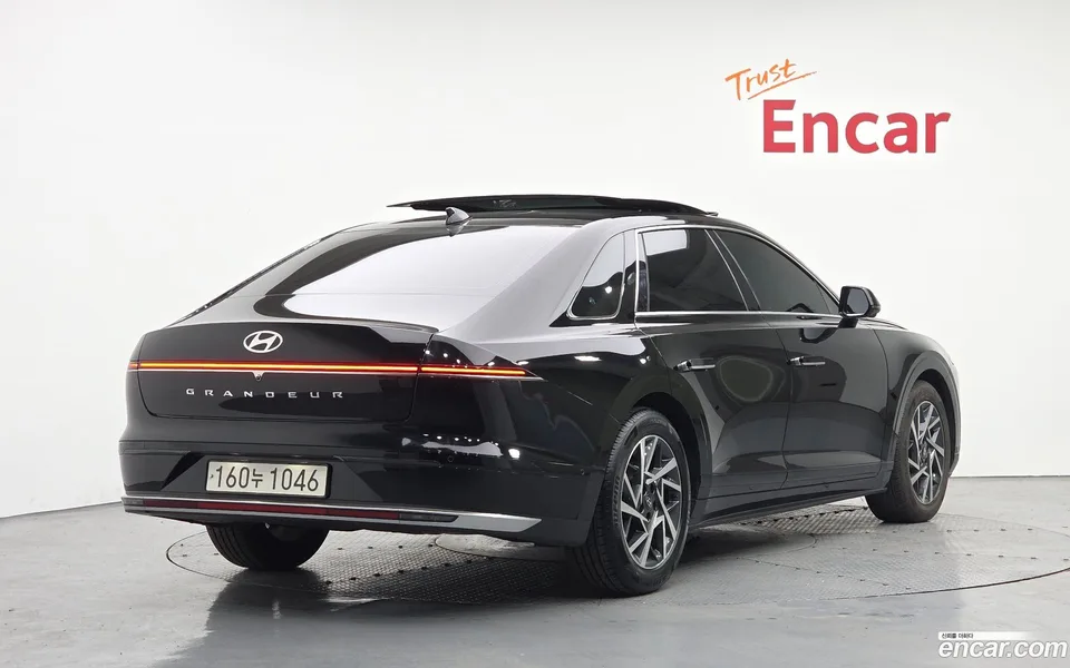 Hyundai Grandeur 2.5 2WD 2023 — миниатюра 2
