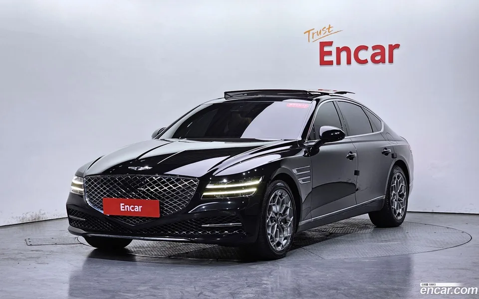 Genesis G80 2.5 2WD 2023 — фото 1, купить с доставкой в Москву