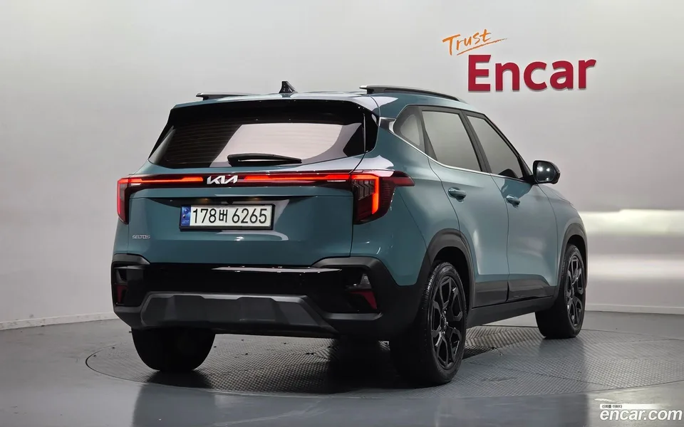 Kia Seltos 2.0 2WD 2022 — миниатюра 2