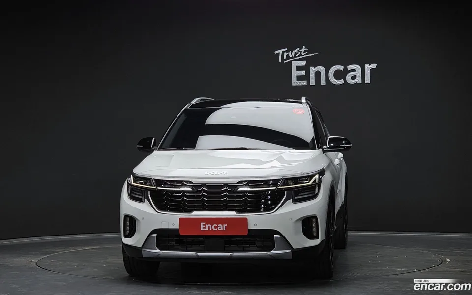 Kia Seltos 2.0 2WD 2023 — миниатюра 3