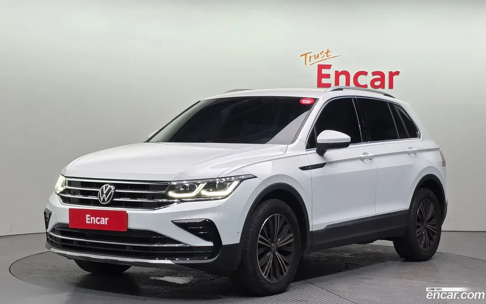 Volkswagen Tiguan 2.0 TDI 2022 — фото 1, купить с доставкой в Москву