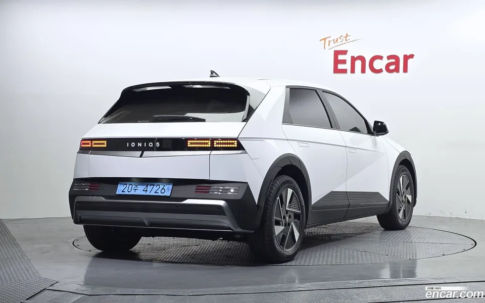Hyundai Ioniq 5 2026 — миниатюра 2