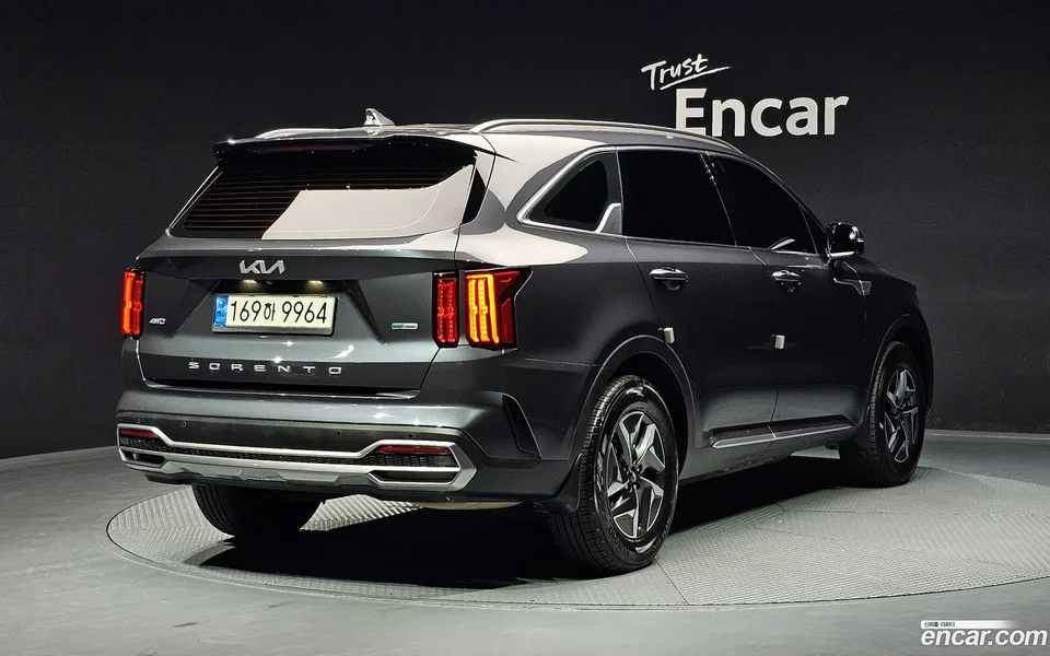 Kia Sorento HEV 1.6 4WD 2022 — миниатюра 2