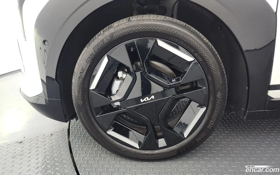 Kia EV3 2WD 2024 — миниатюра 5