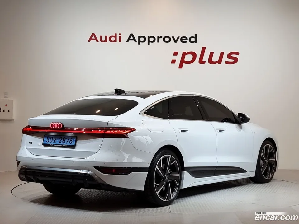 Audi A6 e- S Line 2025 — миниатюра 2