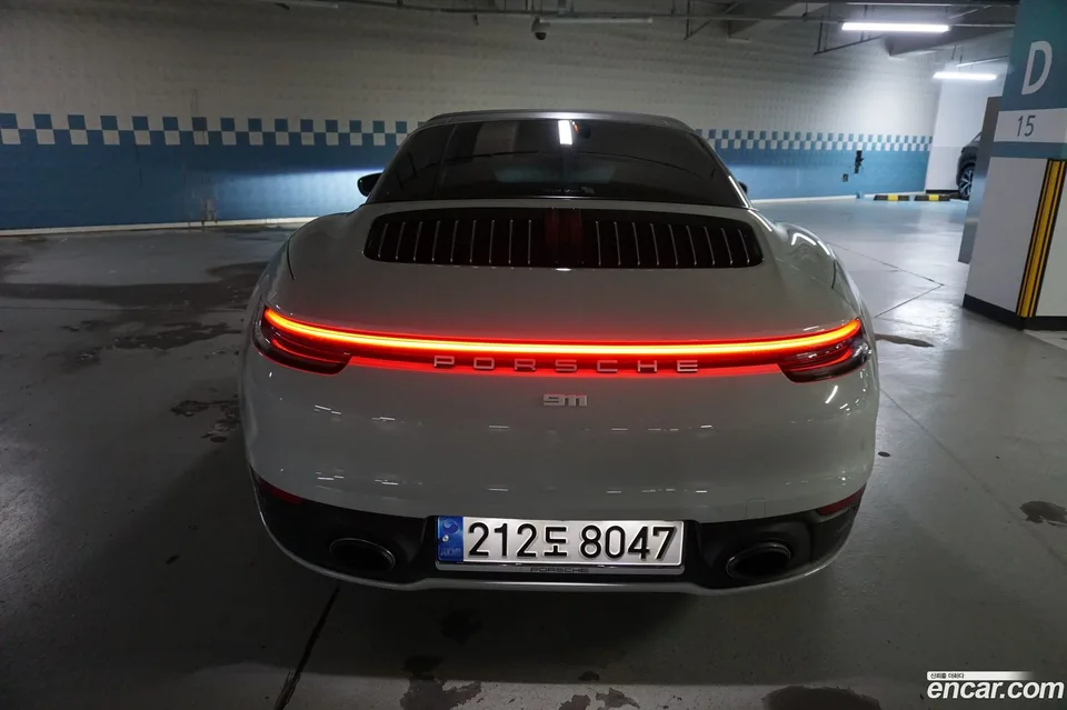 Porsche 911 (992) 4 2024 — миниатюра 4