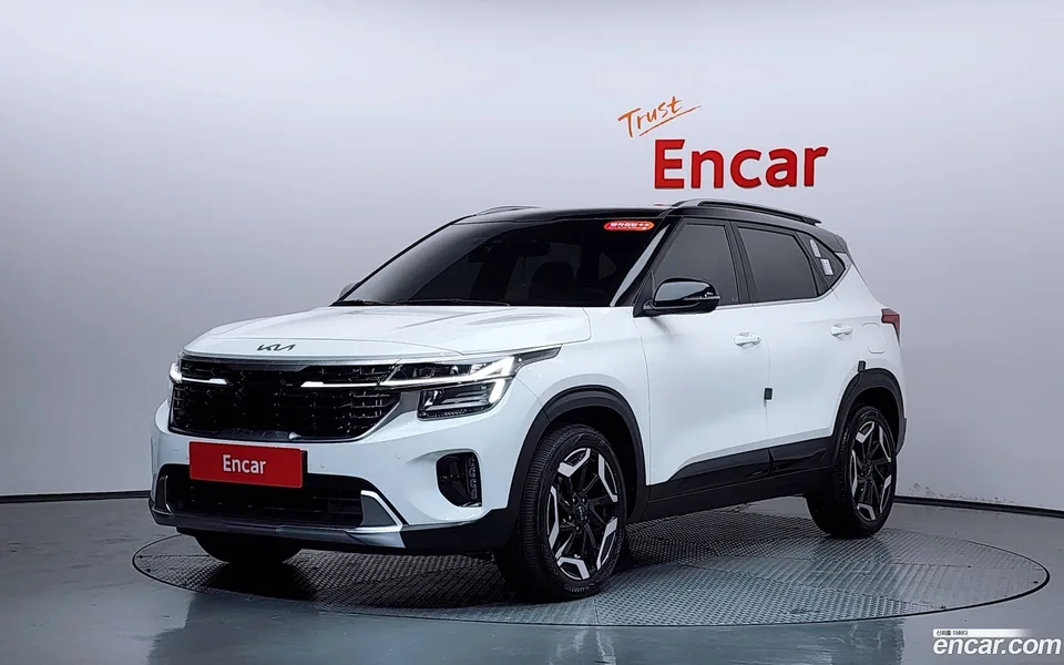 Kia Seltos 1.6 2WD 2025 — фото 1, купить с доставкой в Москву