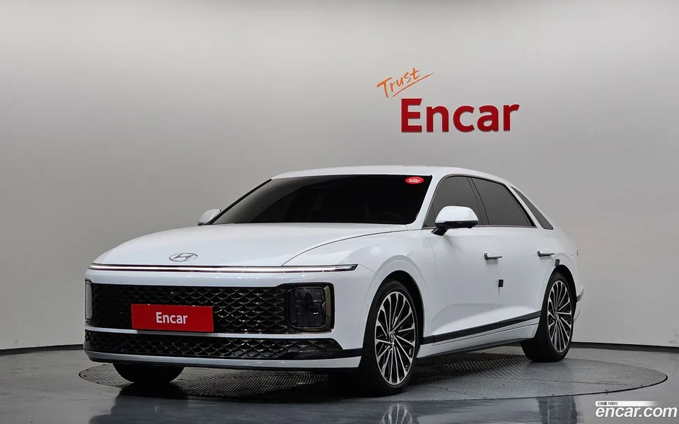 Hyundai Grandeur Hybrid 2023 — фото 1, купить с доставкой в Москву