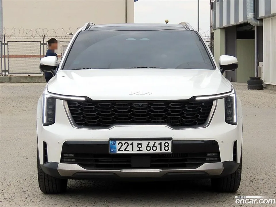 Kia Sorento HEV 1.6 2WD 2024 — фото 1, купить с доставкой в Москву