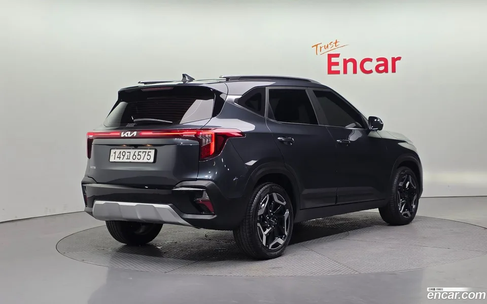 Kia Seltos 2.0 2WD 2024 — миниатюра 2