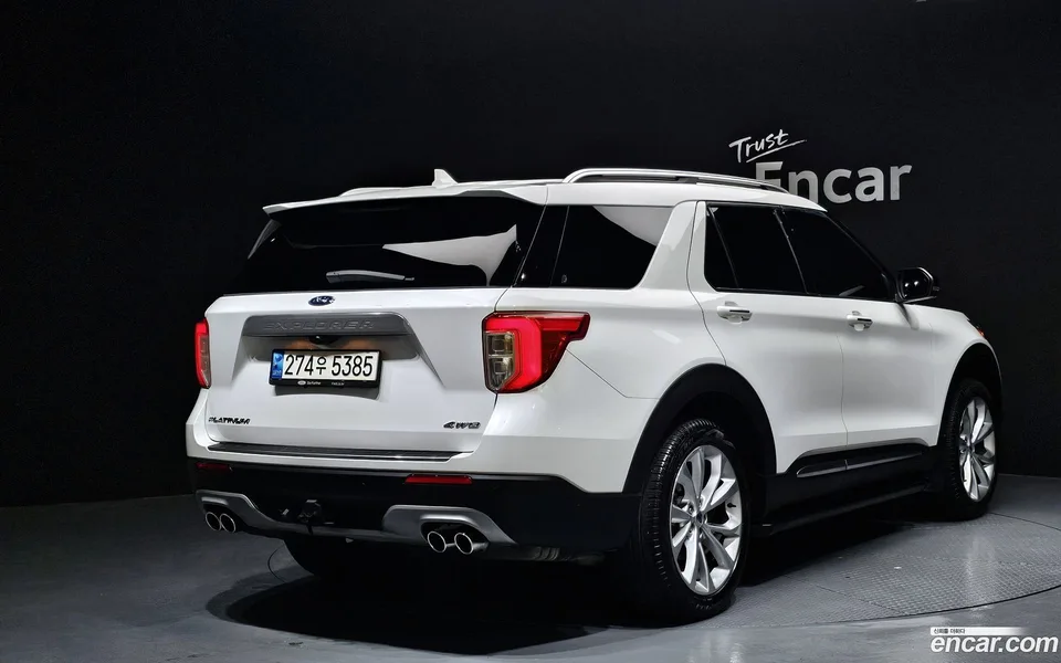 Ford Explorer 3.0 4WD 2022 — миниатюра 2