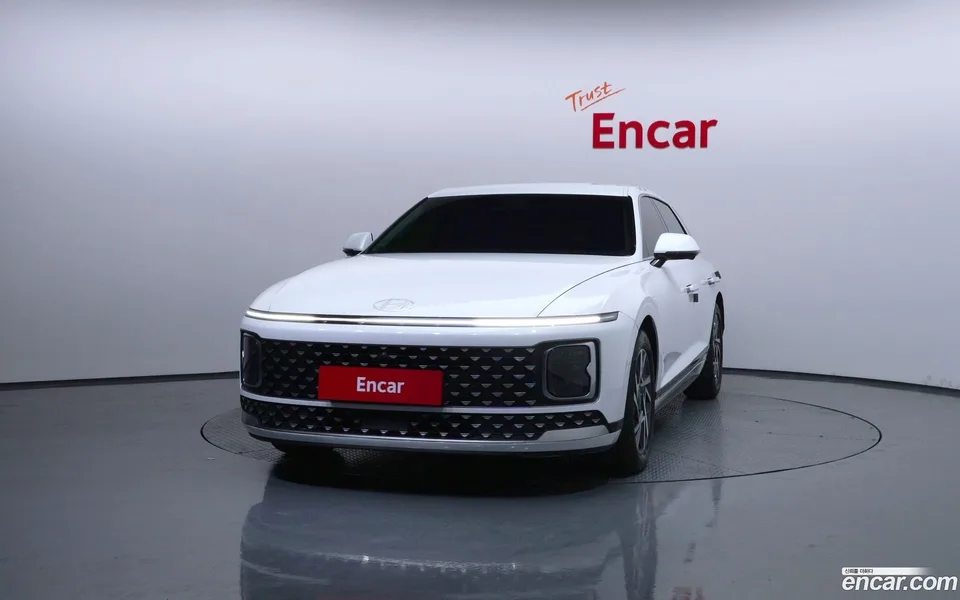 Hyundai Grandeur Hybrid 2023 — миниатюра 3