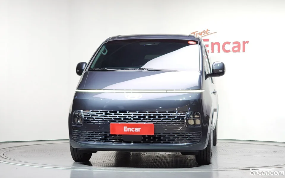 Hyundai Staria HEV 1.6 3 2024 — миниатюра 3