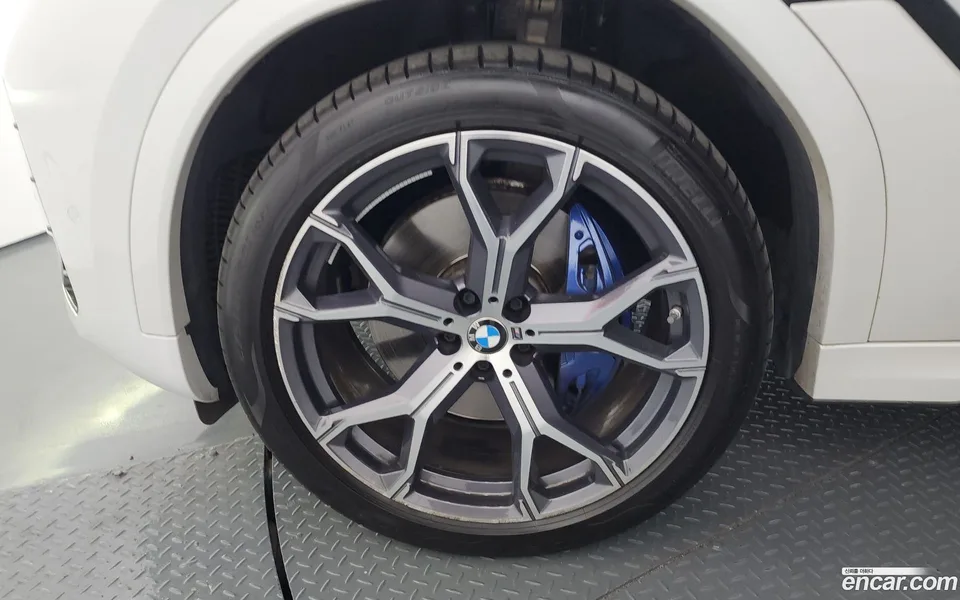 BMW X6 xDrive30d M 2024 — миниатюра 5