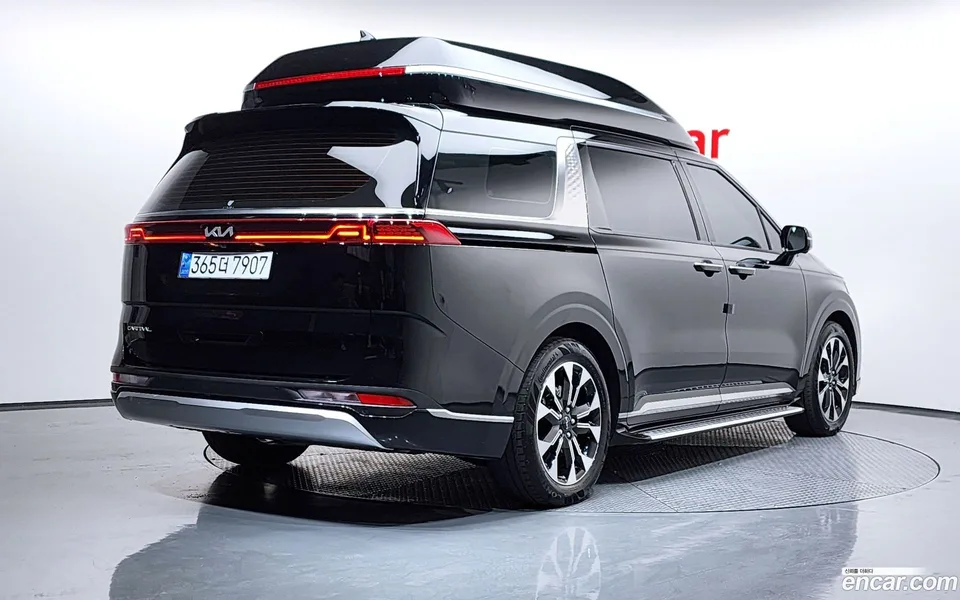 Kia Carnival 4 2023 — миниатюра 2
