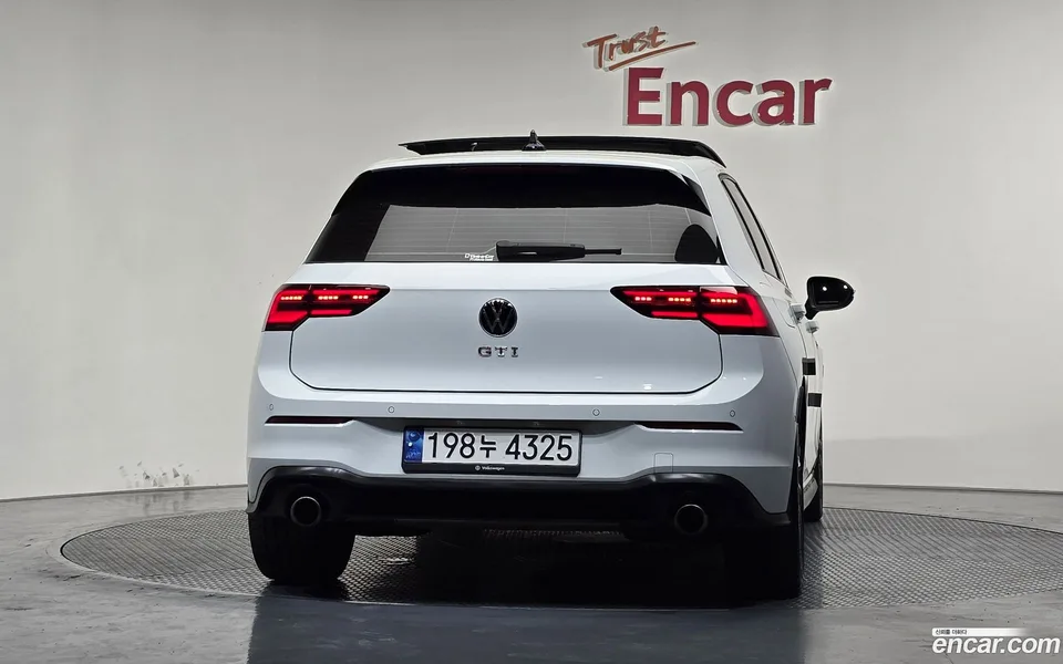 Volkswagen Golf 2.0 GTI 2024 — миниатюра 4
