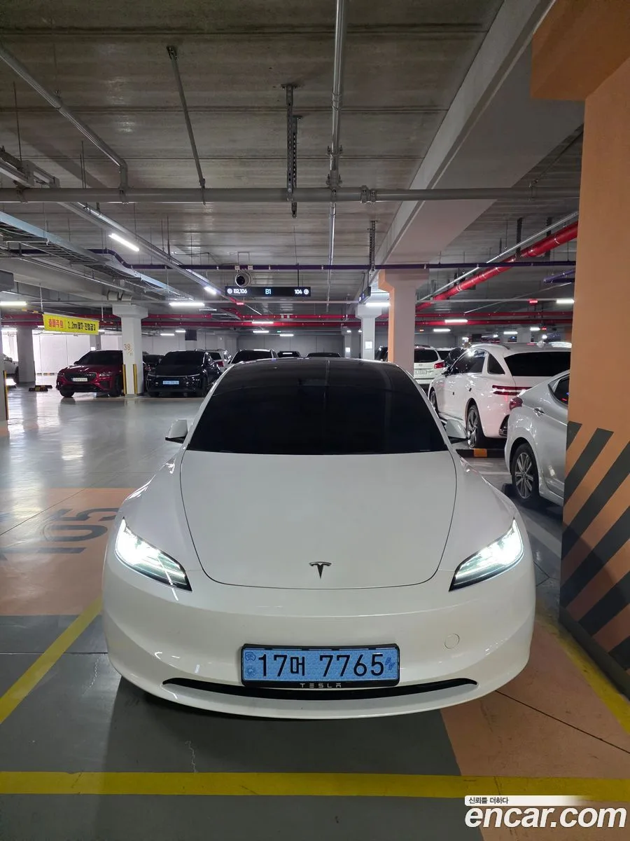 Tesla Model 3 AWD 2024 — миниатюра 3