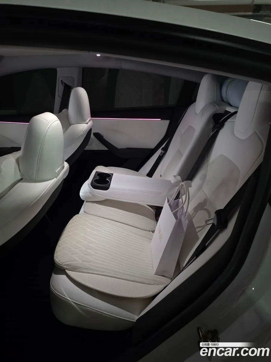 Tesla Model 3 AWD 2024 — миниатюра 5