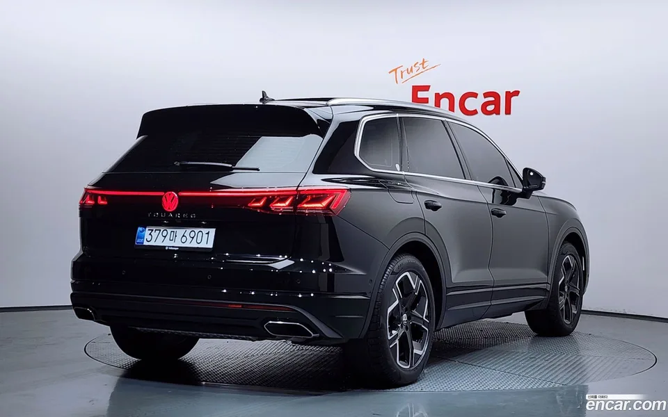 Volkswagen Touareg 3.0 TDI 2025 — миниатюра 2